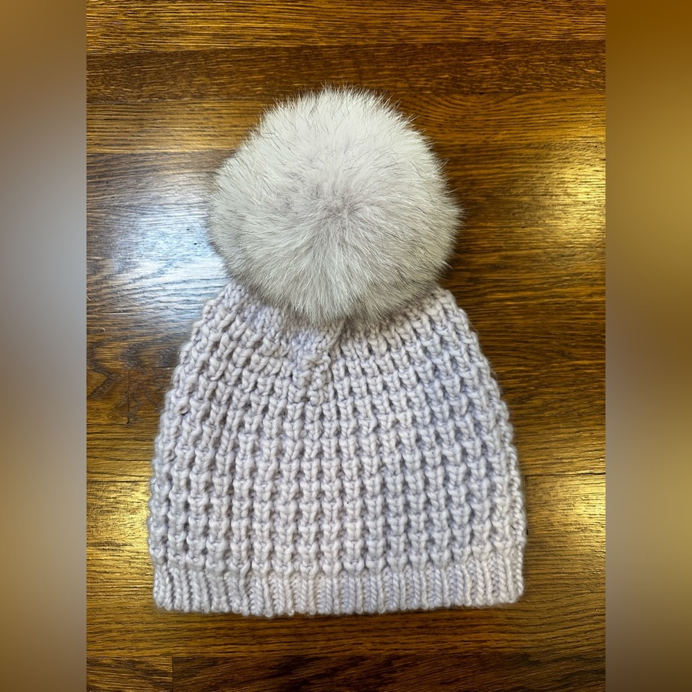 Kyi Kyi Canada hat